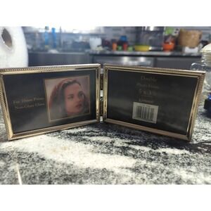 Vintage Intercraft Solid Brass Double Hinged 5" x 3.5 Photo Frame NOS
